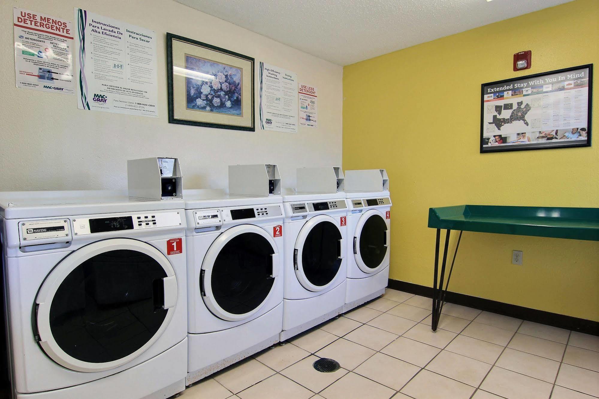 Intown Suites Extended Stay Select Corpus Christi Tx מראה חיצוני תמונה