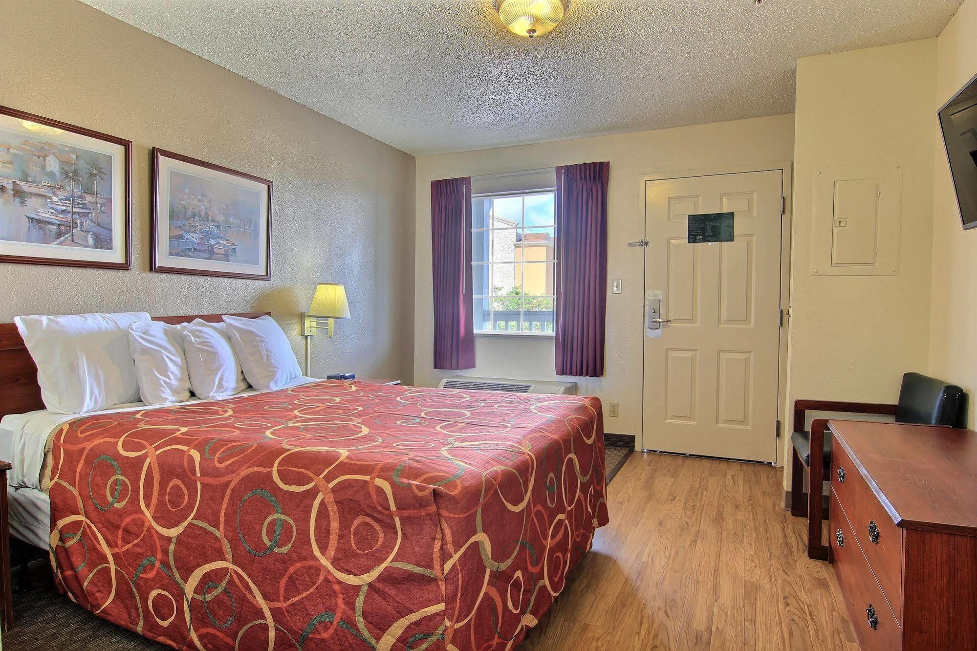 Intown Suites Extended Stay Select Corpus Christi Tx מראה חיצוני תמונה
